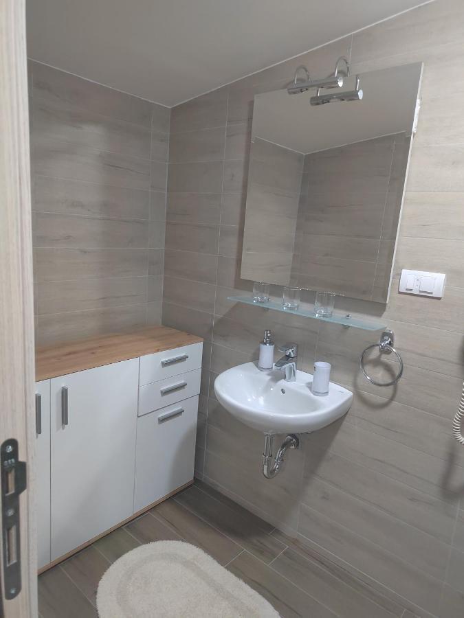 Apartmani Valjevo Ngoại thất bức ảnh