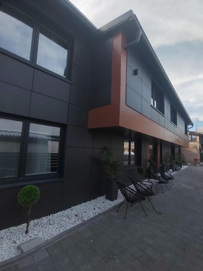 Apartmani Valjevo Ngoại thất bức ảnh